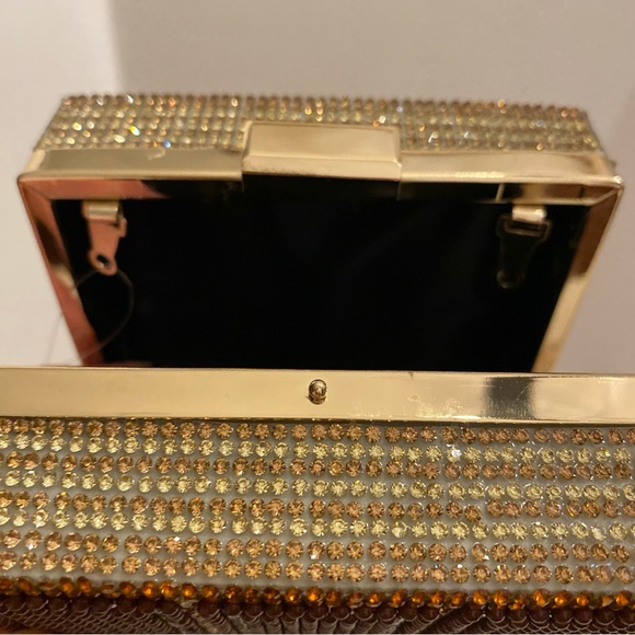 Vegan Dollar Sign Rhinestone Clutch NWT - Picture 10 of 10